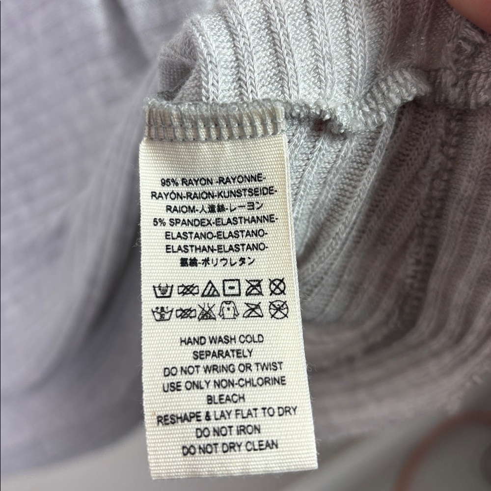 We The Free Split Back Long Sleeve Cowl Neck Ribbed Pullover Sweater Grey sz M - Picture 8 of 10